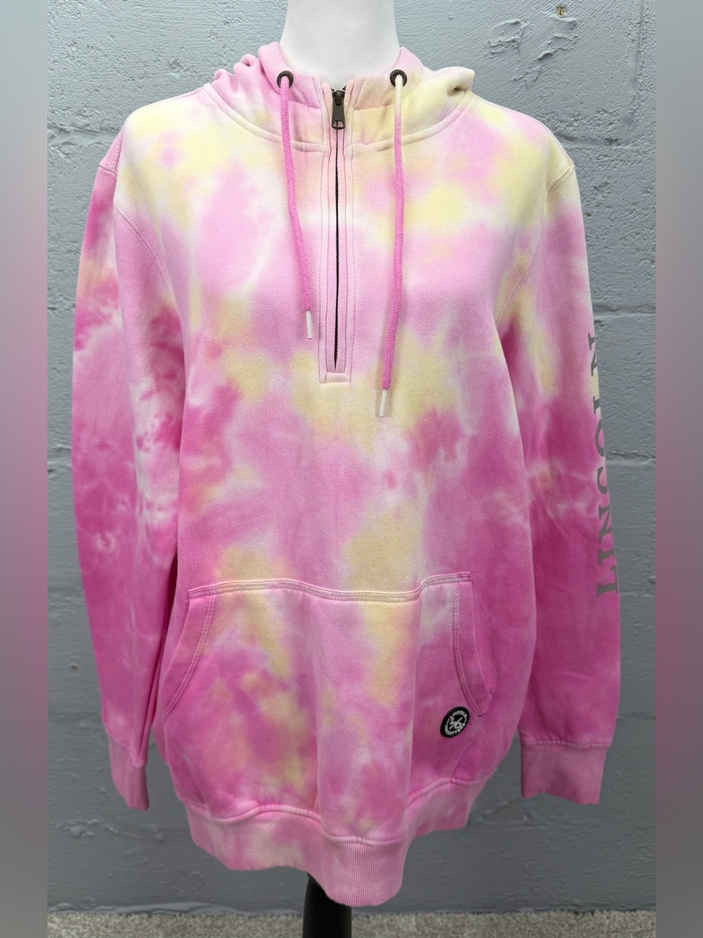 Lincoln Outfitters Women's Pink Yellow Tie-Dye Half Zip Hoodie NWT Size XL